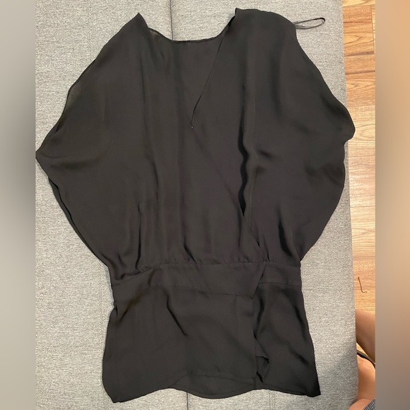 Swim coverup - Picture 2 of 4